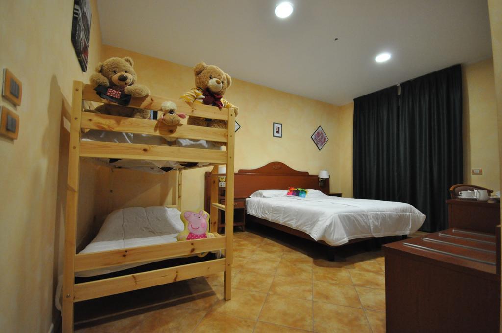 Impero Hotel Beauty & Spa - Bike Hotel Cantello Room photo